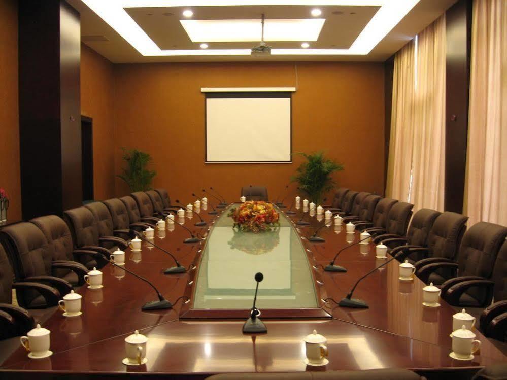 Tianrui Business Hotel Taiyuan  Eksteriør bilde