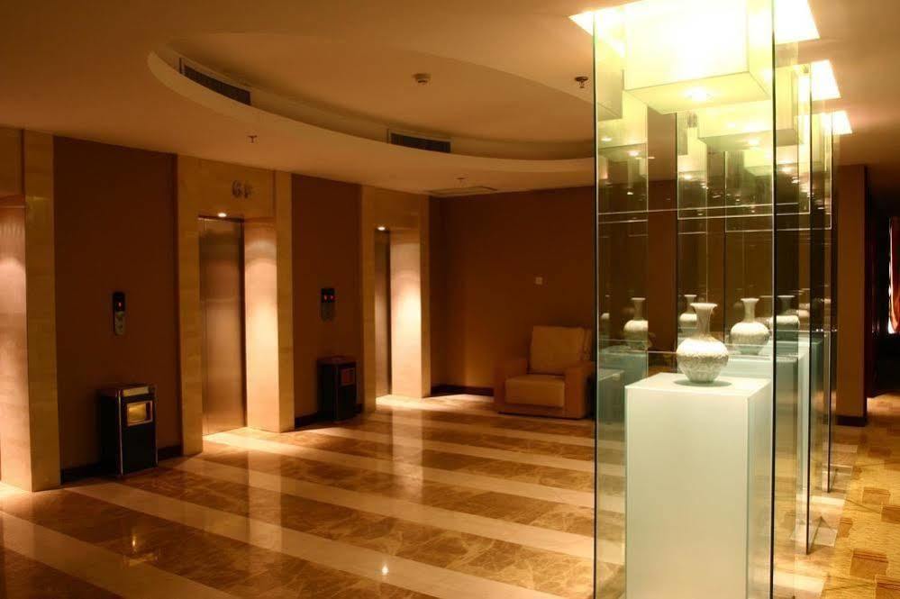 Tianrui Business Hotel Taiyuan  Eksteriør bilde